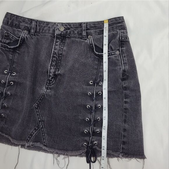 TOPSHOP Moto black mini skirt lace up goth raw hem distressed 8 - Picture 9 of 9